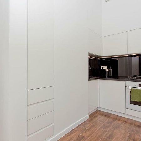 Luxury And Comfortable- Golden Apartments- Royal Street Varsovie Extérieur photo